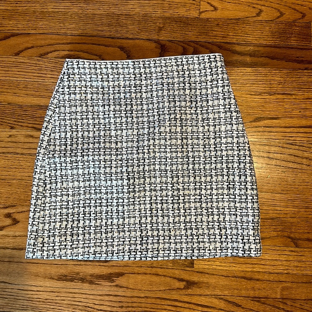 Metallic sequin tweed skirt